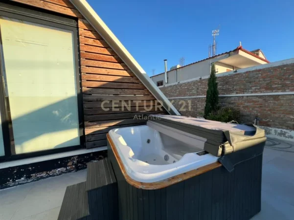 Durres, jepet me qera Vile 2 Katshe Kati 0, 400 m² 700 € 