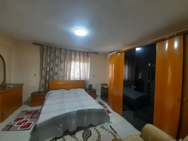 Tirane, jepet me qera apartament 2+1,Kati 2, 100 m2, cmimi 500 E ne LAPRAKE,Tirane.