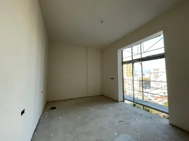 Tirane, shitet apartament 2+1 Kati 7, 127 m² 190.000 € (Fusha e Aviacionit)