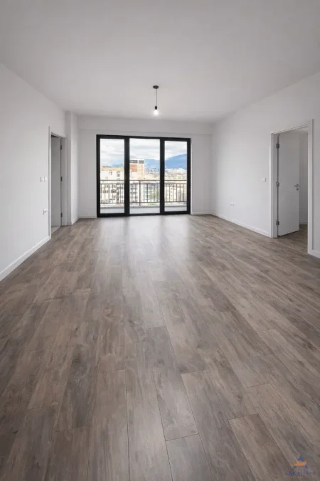 Tirane, shitet apartament 2+1+Ballkon Kati 3, 114 m² 260.000 € 