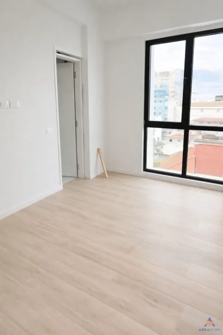 Tirane, shitet apartament 2+1+Ballkon Kati 3, 114 m² 260.000 € 