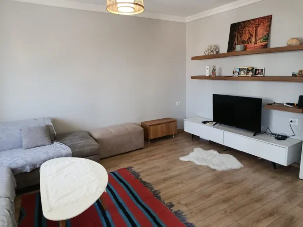 Tirane, shitet apartament 1+1+Aneks+Ballkon Kati 5, 54 m² 87.000 € (rruga don bosko)