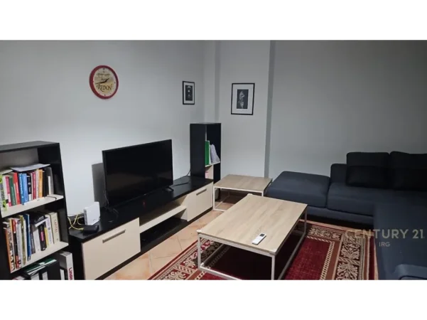 Tirane, jepet me qera apartament 1+1 Kati 1, 77 m² 550 € (siri kodra)
