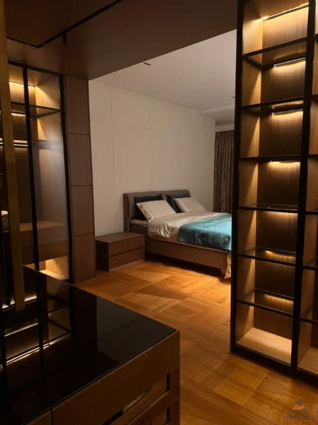 Tirane, shitet apartament 2+1+Ballkon Kati 6, 212 m² 1.000.000 € (RRUGA E ELBASANIT)