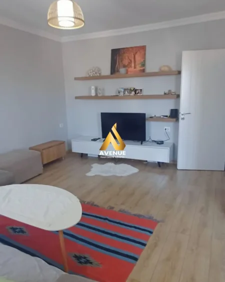 Shqiperi, shitet apartament 1+1 Kati 6, 54 m² 87.000 €