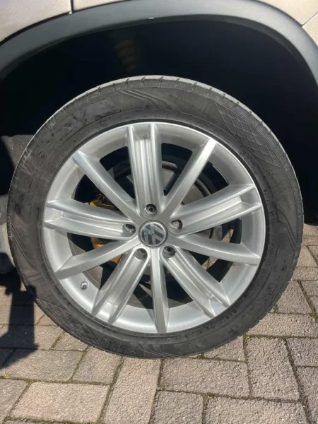 Tiranë, 🔥 Okazion – Shitet ose Ndërrohet Volkswagen Tiguan 2013 Automat 4x4 | Benzinë + Gaz | Super Gjendje 7.500 €