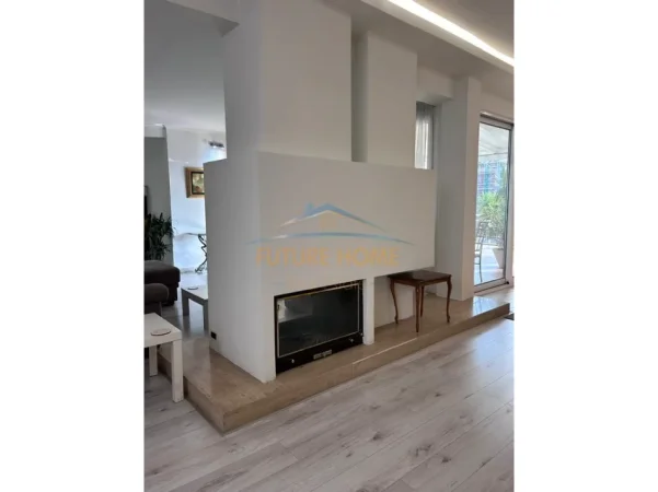 Tirane, shitet apartament 2+1 Kati 10, 197 m² 600.000 € (Bllok)