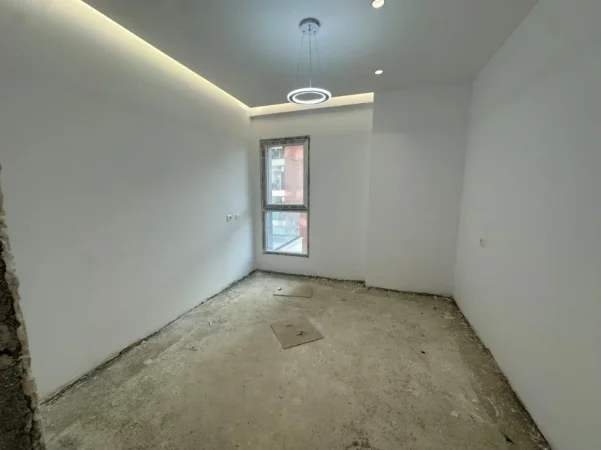 Tirane, shitet apartament 2+1+Ballkon Kati 3, 119 m² 235.000 € (Rruga Ali Demi)
