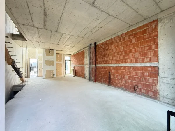 Tirane, shitet apartament 2 Katshe Kati 0, 379 m² 1.370.000 € (TEG)