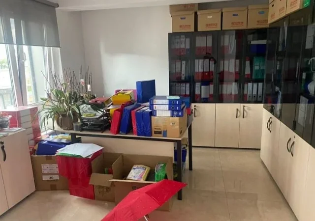 Tirane, jepet me qera zyre Kati 6, 105 m² 1.100 € (Rruga Myslym Shyri)