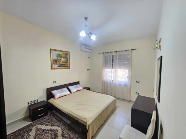 Tirane, jepet me qera apartament 1+1 Kati 4, 55 m² 520 € (sheshi willson)