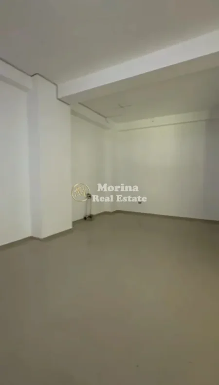 Tirane, shitet ambjent biznesi Kati 0, 125 m² 275.000 € (Yzberisht)