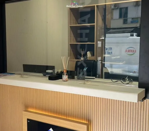 Tirane, shes ambjent biznesi Kati 0, 36 m² (Rruga Myslym Shyri)