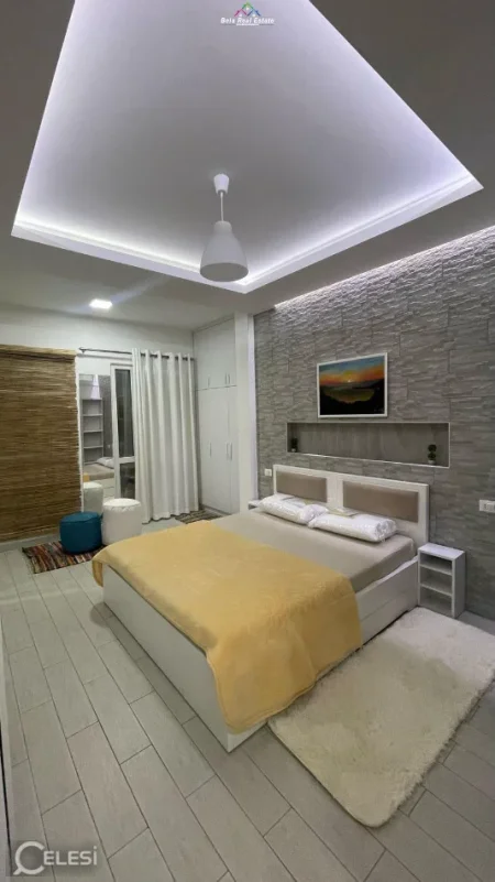 Tirane, jepet me qera apartament 1+1+Ballkon Kati 3, 60 m² 675 € (tish dahia)