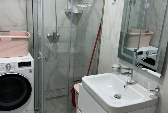 Tirane, jepet me qera apartament 1+1+Ballkon , 65 m² 620 € (21 dhjetori)