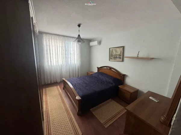 Tirane, jepet me qera apartament 2+1 Kati 3, 75 m² 570 € (tregu elektrik)
