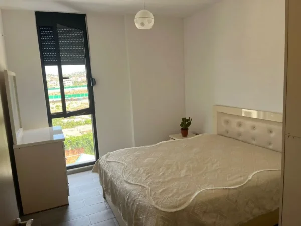 Tirane, jepet me qera apartament 3+1+Ballkon Kati 3, 112 m² 630 € (5 maji)