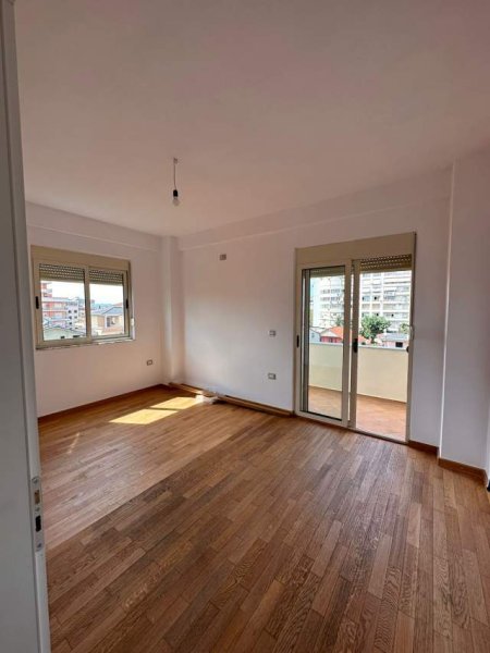 Tirane, shitet apartament 2+1+BLK Kati 4, 99 m² 140.000 Euro (Don Bosko)