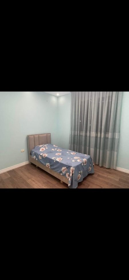 Tirane, jepet me qera apartament 3+1+BLK Kati 2, 172 m² 600 Euro (Kinostudio)
