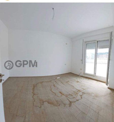 Tirane, shitet apartament 1+1 75 m² 235.000 euro  tek Kompleksi Kika 2