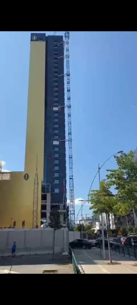 Tirane, jepet me qera 2+1+A+BLK Kati 4, 800 Euro