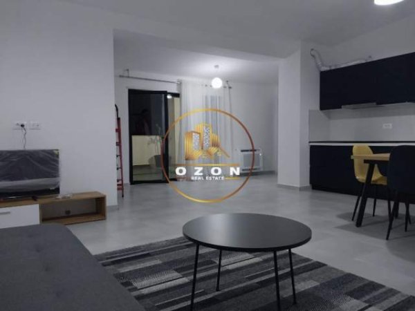 Tirane, jepet me qera apartament 1+1+A+BLK Kati 5, 88 m² 600 Euro (KODRA E DIELLIT)