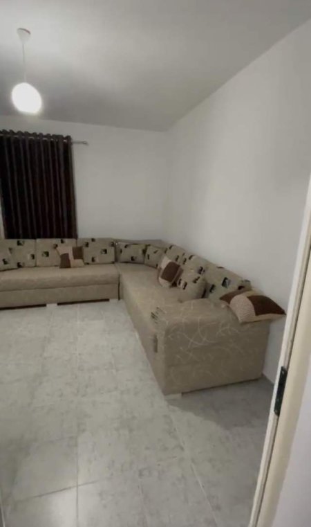 Tirane, jepet me qera apartament 1+1 Kati 6, 68 m² 400 Euro (Delijorgji)