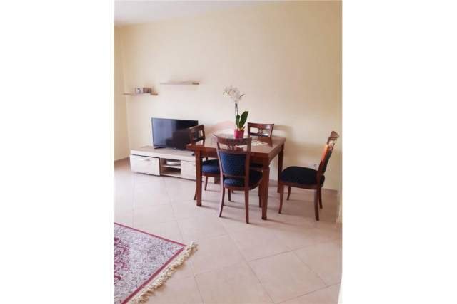 Tirane, jepet me qera apartament 2+1+BLK Kati 5, 71 m² 400 Euro (Ferit Xhajko)