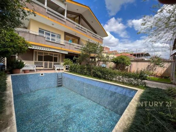 Tirane, jepet me qera apartament 2+1+A+BLK Kati 2, 180 m² 420 Euro