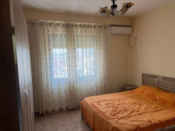 Tirane, jepet me qera apartament 3+1+BLK Kati 5, 114 m² 500 Euro (Rruga e Dibres)
