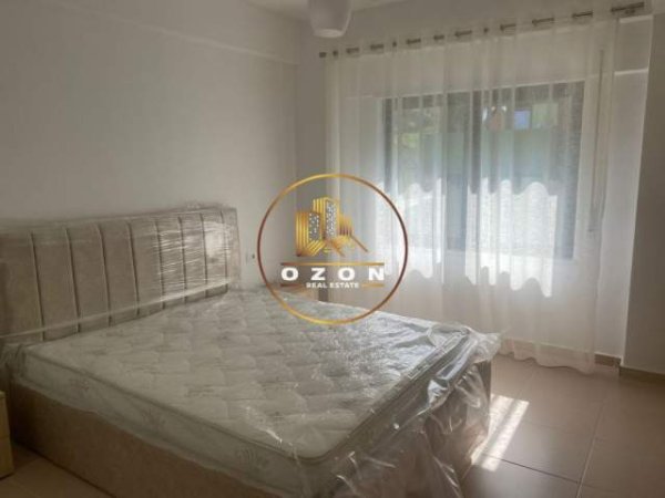 Tirane, jepet me qera apartament 3+1+A+BLK Kati 4, 125 m² 800 Euro (KODRA E DIELLIT 1)