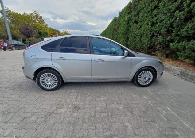 Tirane, shes makine Ford Fokus Titanium Viti 2009, 4.700 Euro