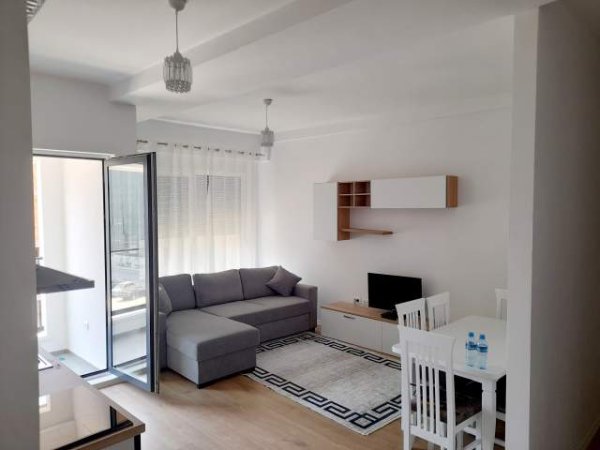 Tirane, jepet me qera apartament 2+1+BLK Kati 3, 104 m² 500 Euro (Jordan Misja)
