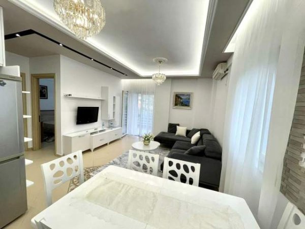 Tirane, shes apartament 1+1 70 m² 144.000 Euro (Liqeni i Thate, Restorant Kapiten Mir Zoti)