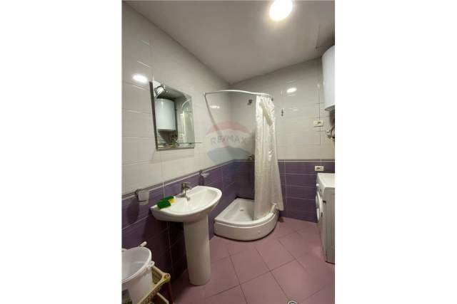 Tirane, jepet me qera apartament 1+1+BLK Kati 3, 84 m² 370 Euro (Astir)