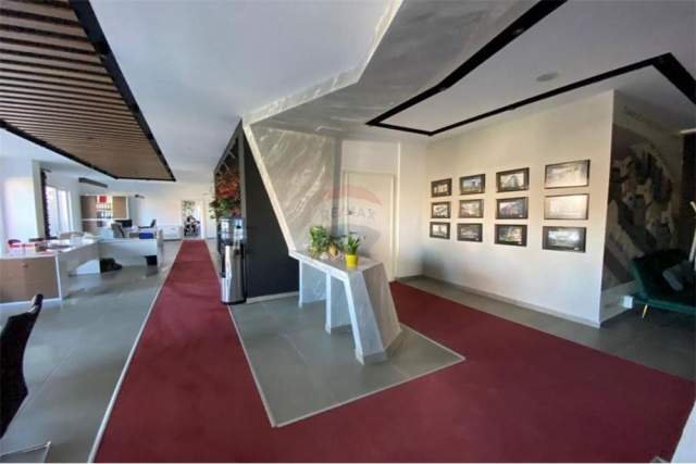 Tirane, jepet me qera zyre Kati 1, 290 m² 2.300 Euro (Fusha e Aviacionit)