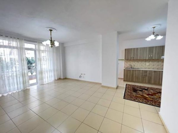 Tirane, shitet apartament 2+1 Kati 1, 110 m² 105.000 Euro (Unaza e Re)