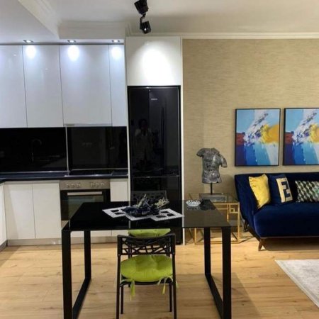 Tirane, jepet me qera apartament 2+1 Kati 9, 90 m² 850 Euro (Rruga e Kosovareve)