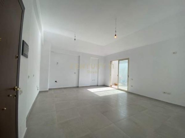Tirane, shitet apartament 2+1+BLK Kati 5, 127.000 Euro