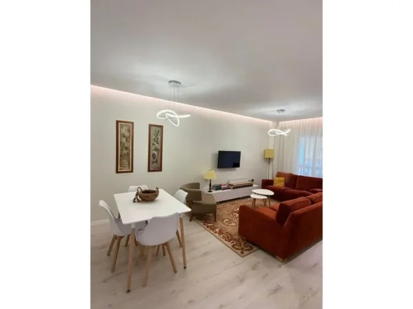 Tirane, jepet me qera apartament 1+1 Kati 3, 70 m² 883 € (Rruga e Elbasanit)