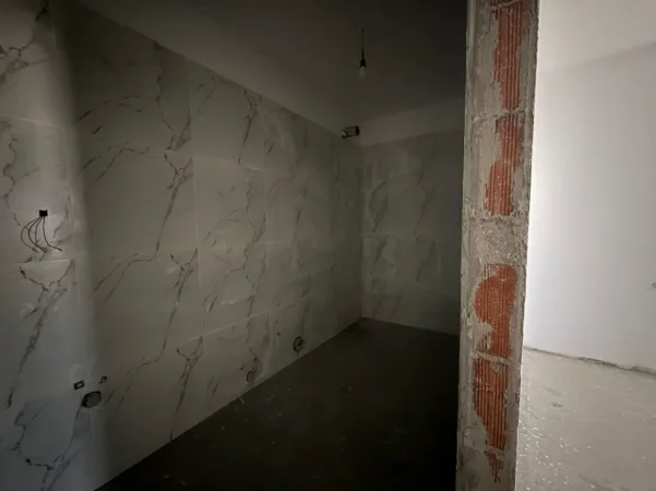 Tirane, shitet apartament 2+1+Ballkon Kati 9, 111 m² 215.000 € 