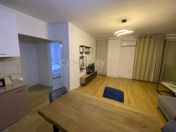 Tirane, shitet apartament 1+1 Kati 1, 66 m² 98.000 € (kompleksi tom doshi)