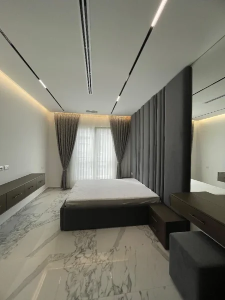 Tirane, jepet me qera apartament 2+1 Kati 6, 100 m² 1.300 € 