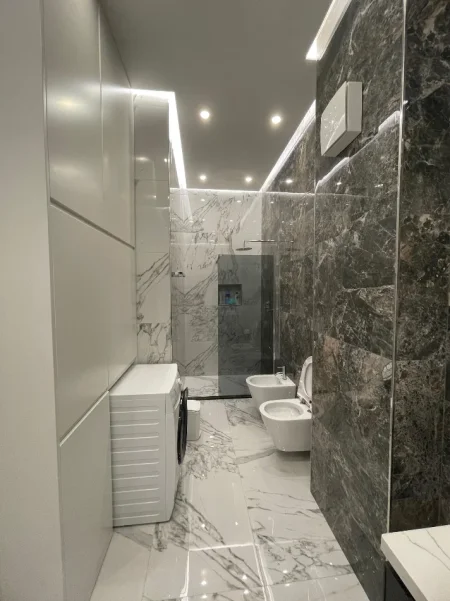 Tirane, jepet me qera apartament 2+1 Kati 6, 100 m² 1.300 € 