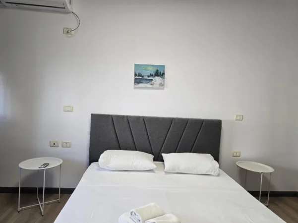 Tirane, shitet apartament 2+1+Ballkon Kati 5, 185.000 € (Kristal center)