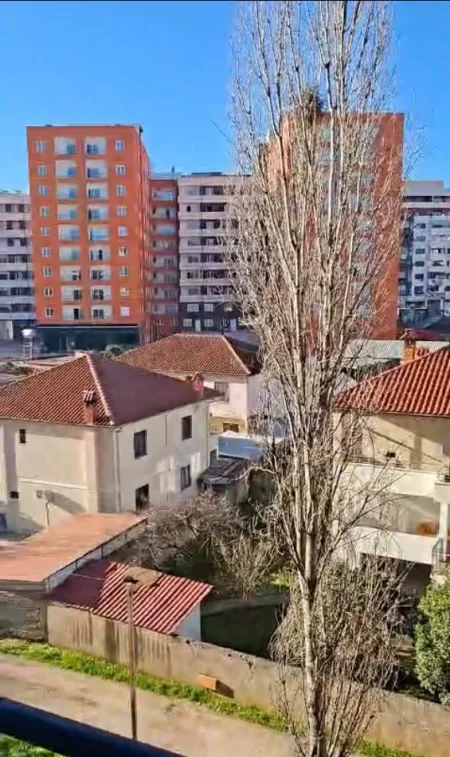 Tirane, shitet apartament 1+1 Kati 3, 130.000 € (Arc hotel tirana)