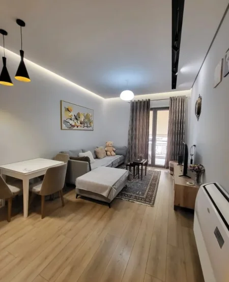 Tirane, shitet apartament 1+1+Aneks+Ballkon Kati 4, 76 m² 240.000 € 