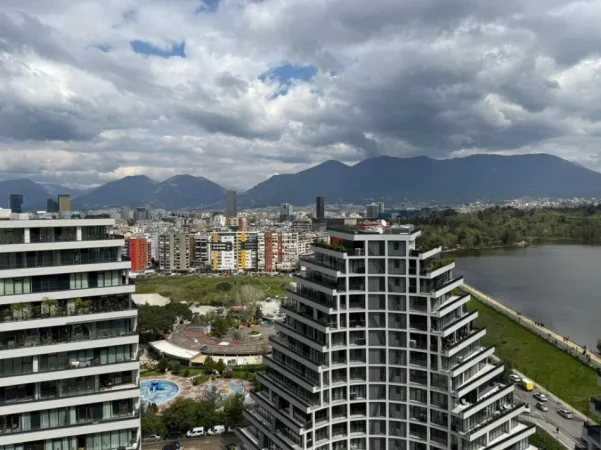 Tirane, shes apartament 3+1 Kati 15, 233 m² 845.000 € (Lake View)