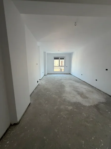 Tirane, shitet apartament 2+1 Kati 2, 92 m² 170.900 € (Tregu Elektrik)