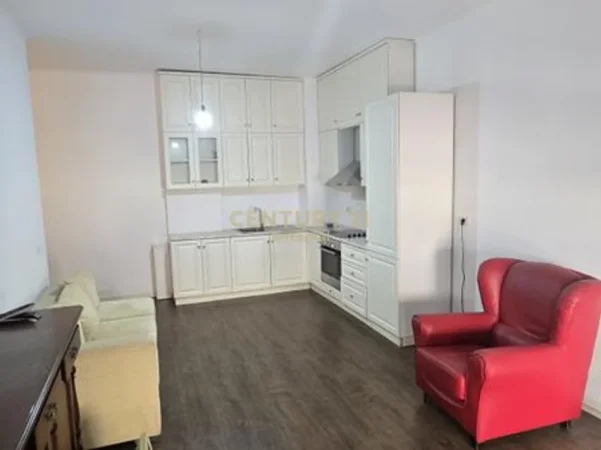 Tirane, shes apartament 2+1 Kati 5, 100 m² 250.000 € (Kopshti Zologjik)